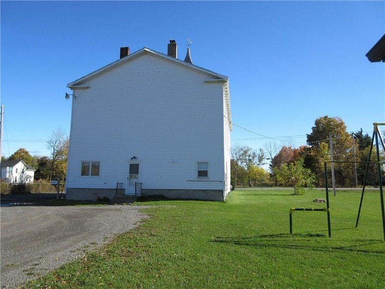 More Photos Of 3723 Sweden Walker Rd, Brockport Religious Facility For Sale