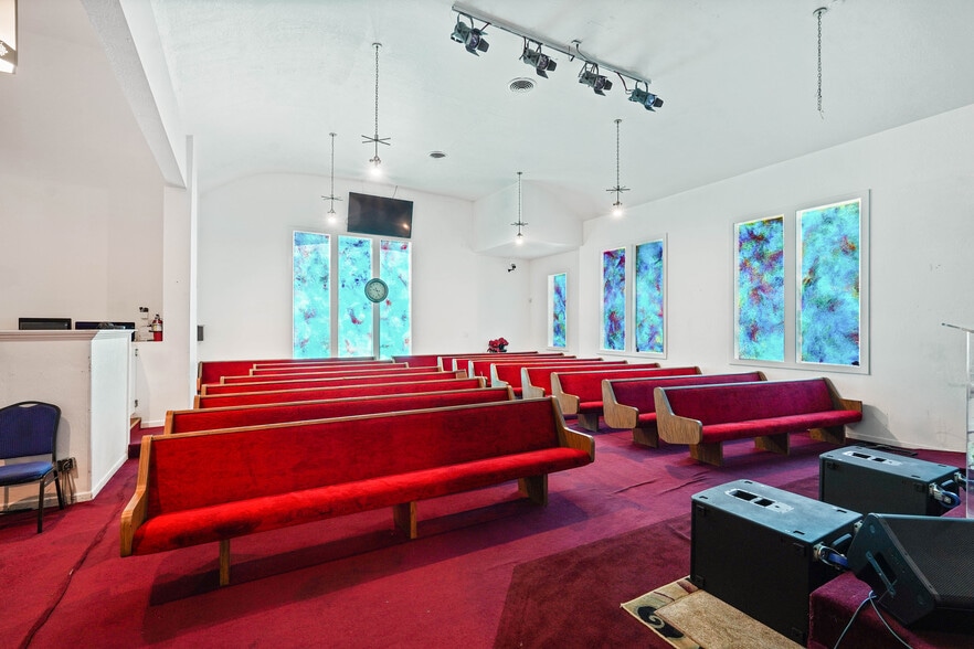 More Photos Of 2703 California St, Berkeley Religious Facility For Sale