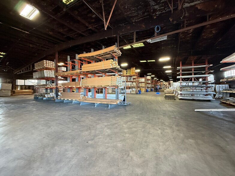 More Photos Of 1079 Woodleys Way, Columbia Warehouse For Lease