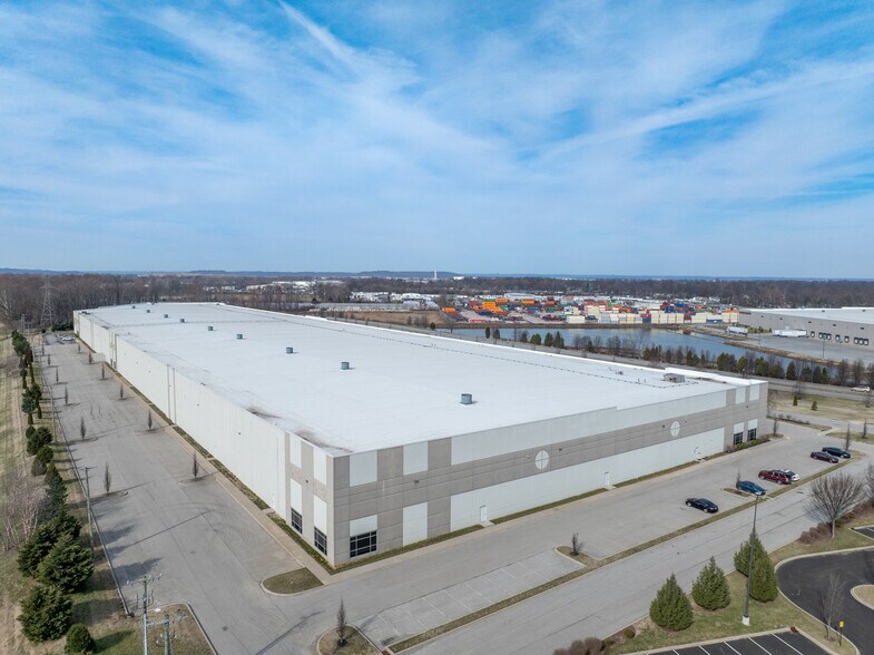 More Photos Of 5100 Jeff Commerce Dr, Louisville Warehouse For Lease