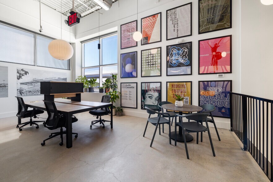 More Photos Of 1801 E Camelback Rd, Phoenix General Retail For Lease