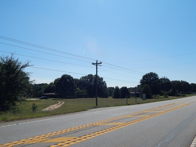 More Photos Of 8195 Highway 124 W, Hoschton Land For Sale