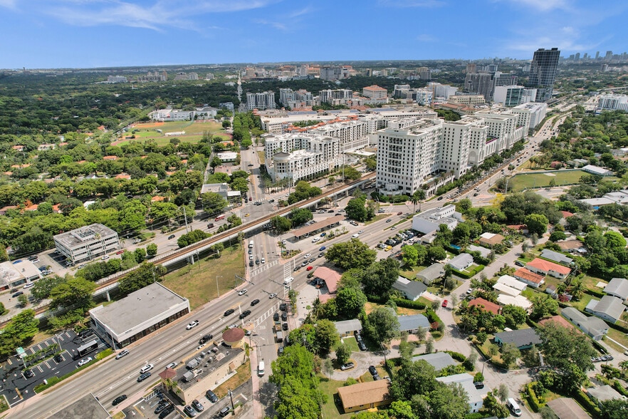 More Photos Of 301 Altara Ave, Coral Gables Apartments For Sale
