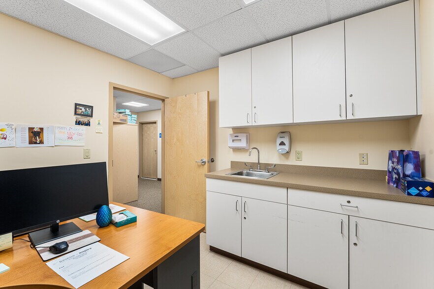 More Photos Of 1206 W Sherman Ave, Vineland Medical For Sale