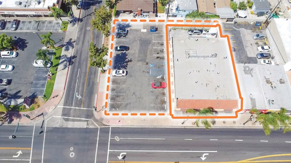 More Photos Of 2064 S Main St, Santa Ana General Retail For Sale