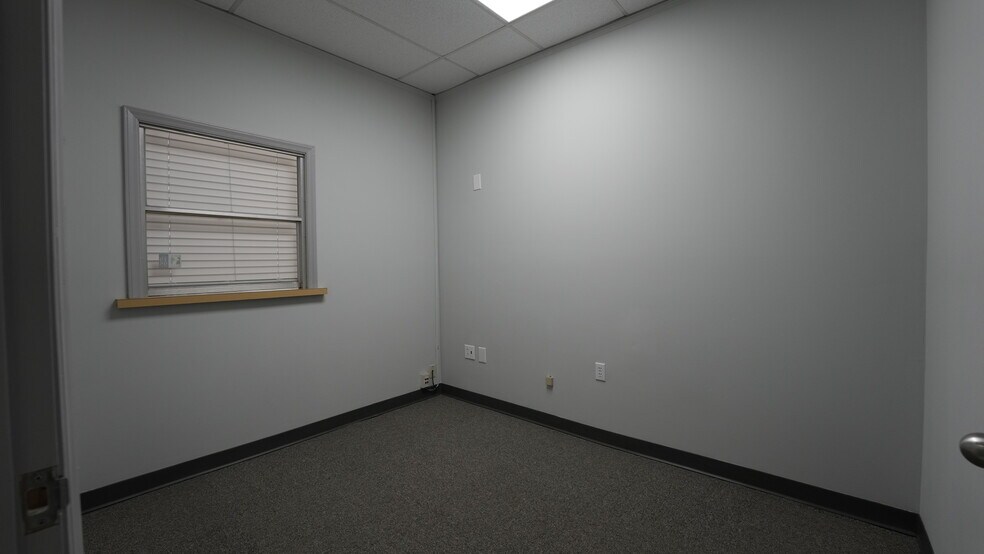More Photos Of 1281 Ebenezer Rd, Rock Hill Office For Lease