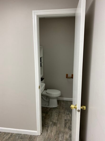 More Photos Of 2208-2412 State Route 52, Pine Bush Freestanding For Lease