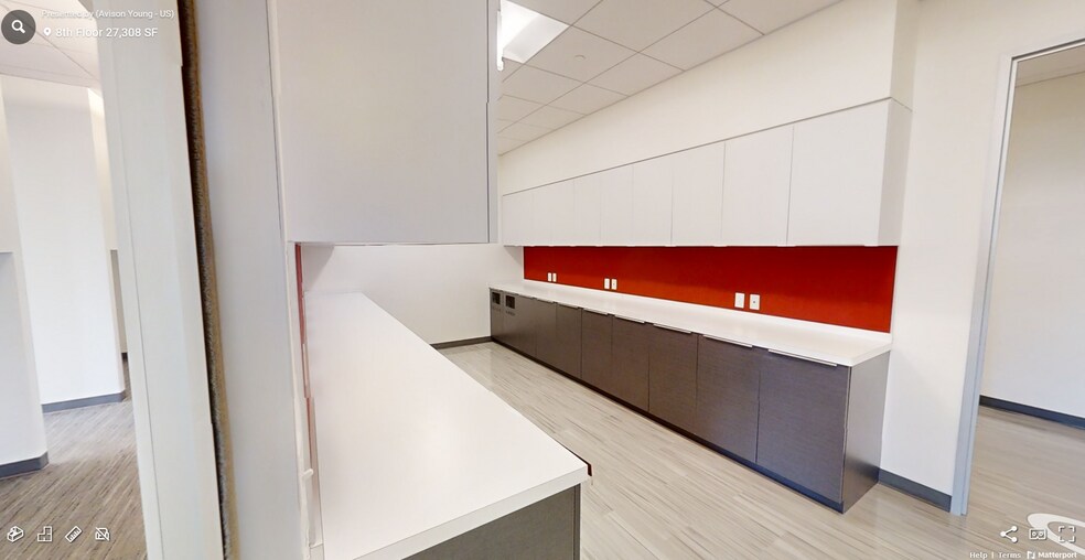 More Photos Of 12950 Worldgate Dr, Herndon Office For Lease