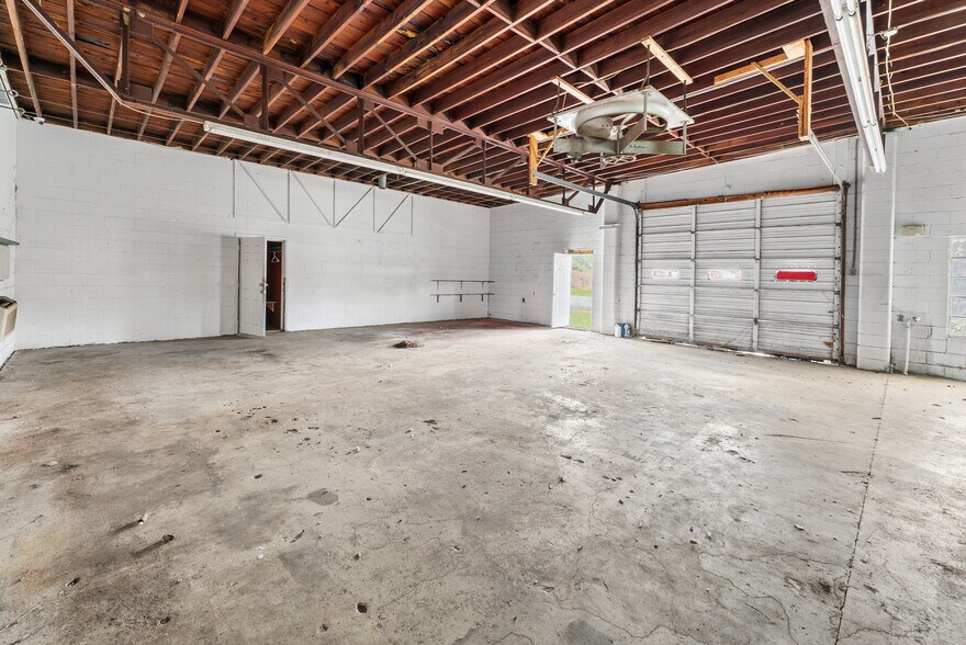 More Photos Of 27179 US Highway 80 W, Portal Industrial For Sale