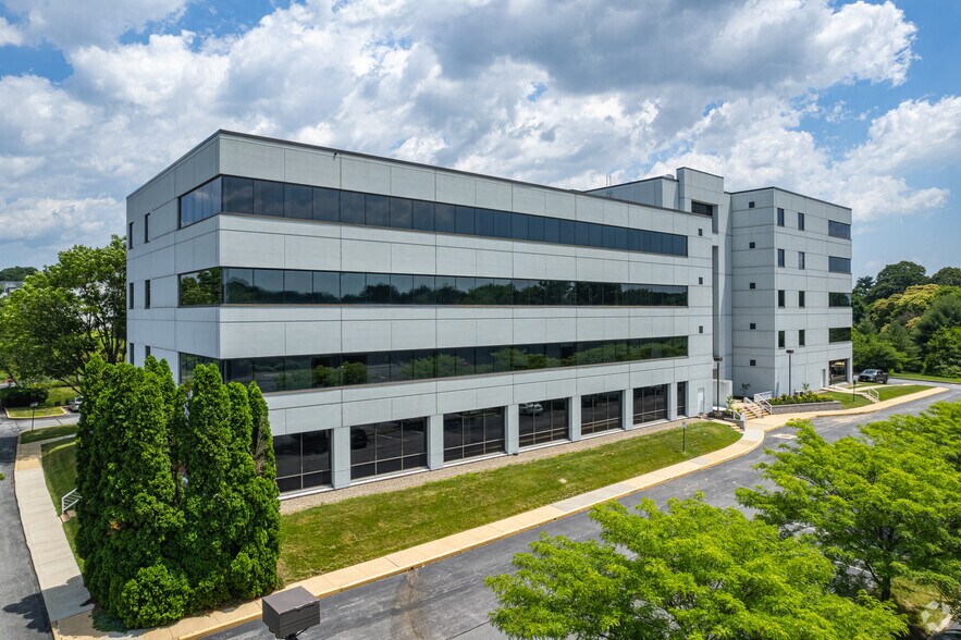 More Photos Of 4550 Linden Hill Rd, Wilmington Office For Lease