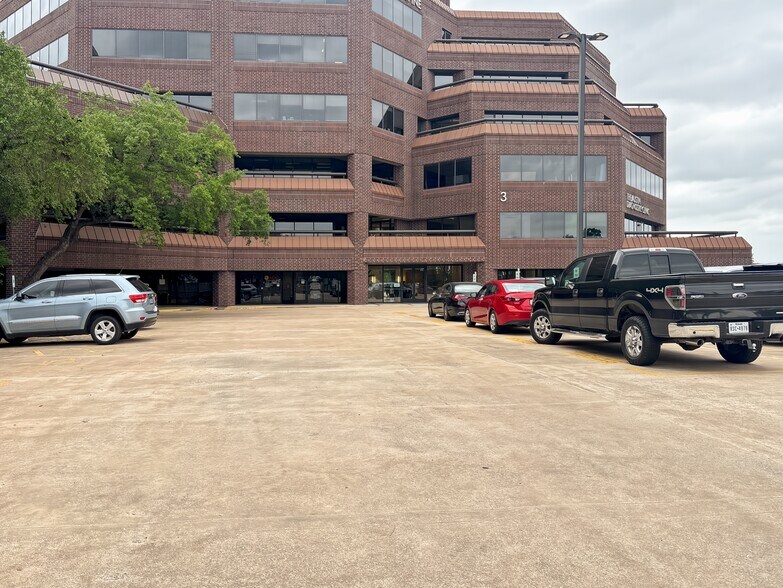 More Photos Of 1250 S Capital of Texas Hwy, Austin Coworking Space