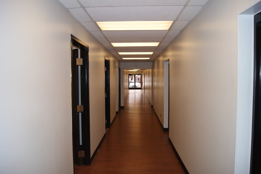 More Photos Of 930 W 7th Ave, Denver Medical For Lease