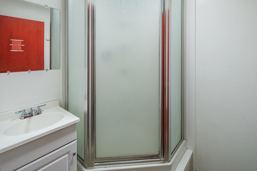 More Photos Of 7 E Baltimore St, Baltimore Office For Lease