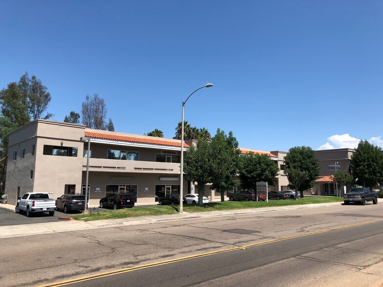 More Photos Of 504 E Alvarado St, Fallbrook Light Manufacturing For Lease