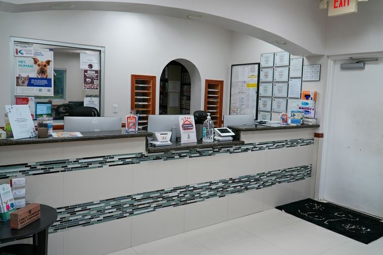 More Photos Of 9400 NW 58th St, Miami Veterinarian Kennel For Lease