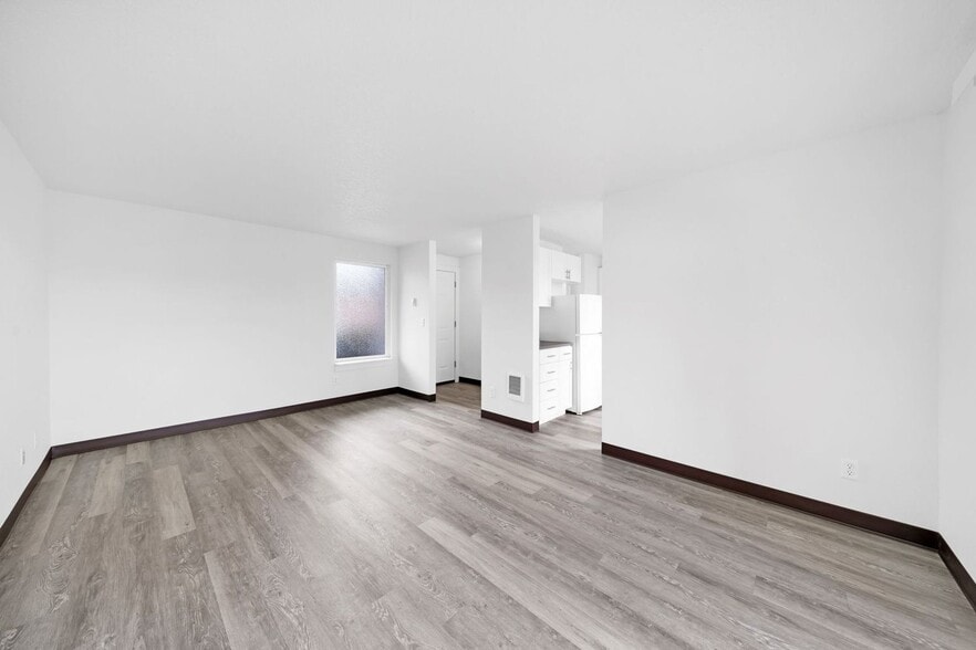 More Photos Of 13455 SE Oatfield Rd, Milwaukie Apartments For Sale
