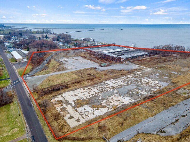 More Photos Of 91 Michell St, Oswego Warehouse For Sale