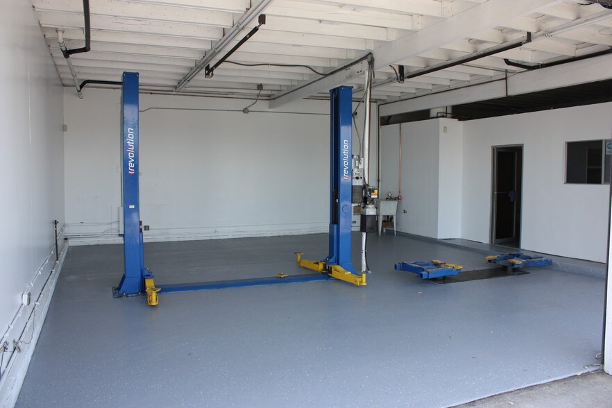 More Photos Of 606 Marshall Ave, El Cajon Service For Lease