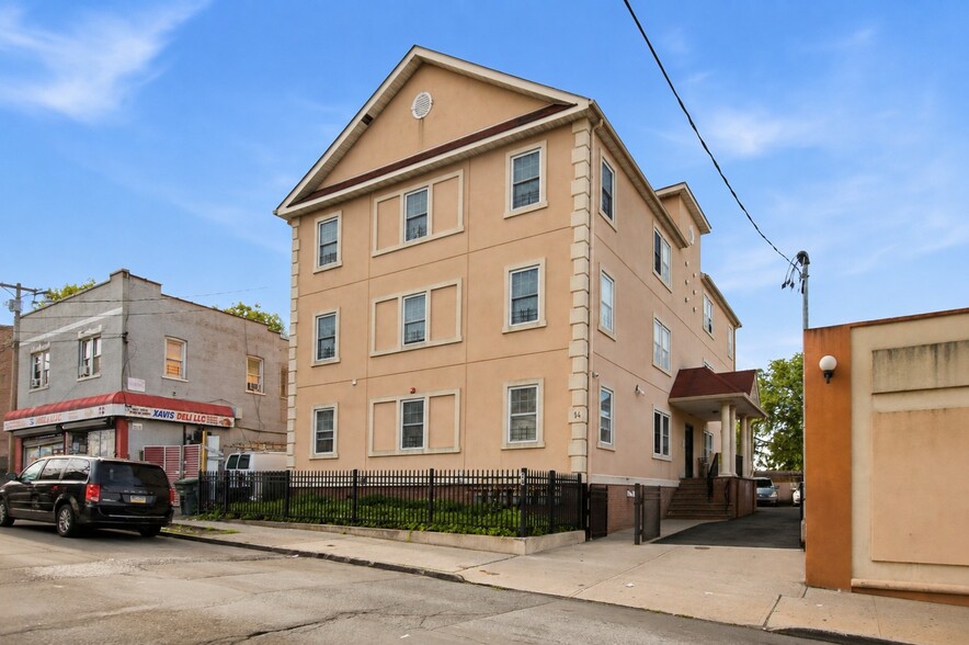 More Photos Of 14 E Sandford Blvd, Mount Vernon Apartments For Sale