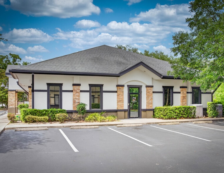 More Photos Of 1250 City View Ctr, Oviedo Office For Lease
