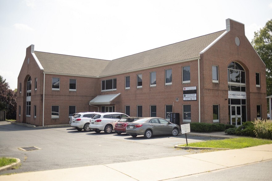 More Photos Of 312 W State St, Kennett Square Office For Lease