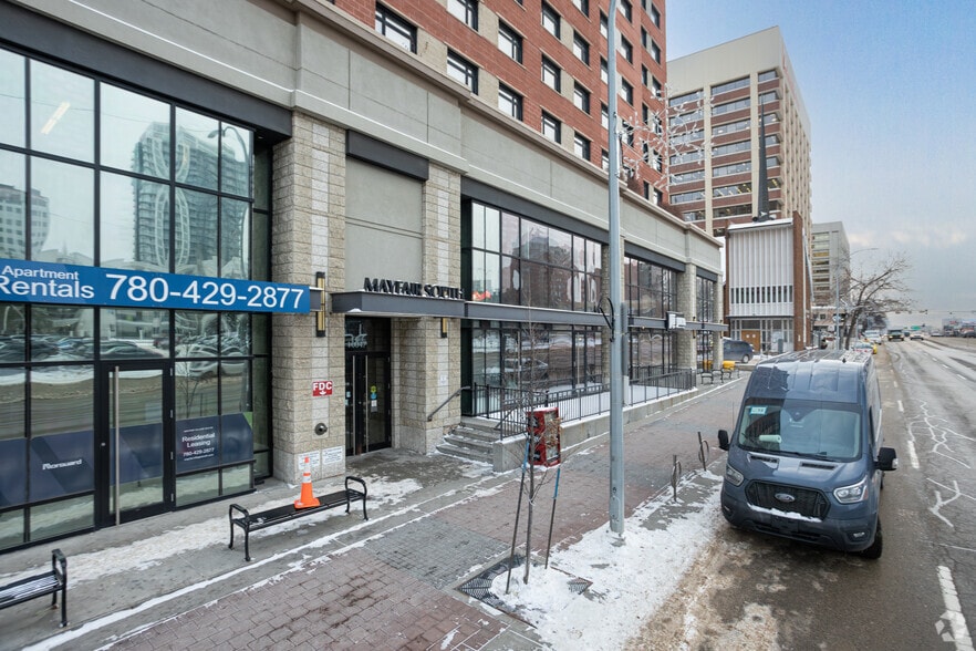 More Photos Of 10047 109 St NW, Edmonton Apartments For Lease