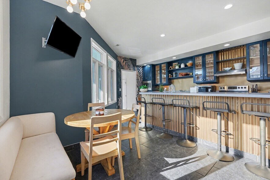 More Photos Of 396 Probasco St, Cincinnati Apartments For Sale