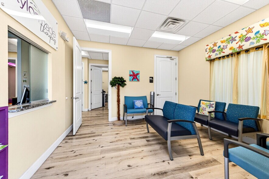More Photos Of 6520 3rd St, Rockledge Medical For Sale