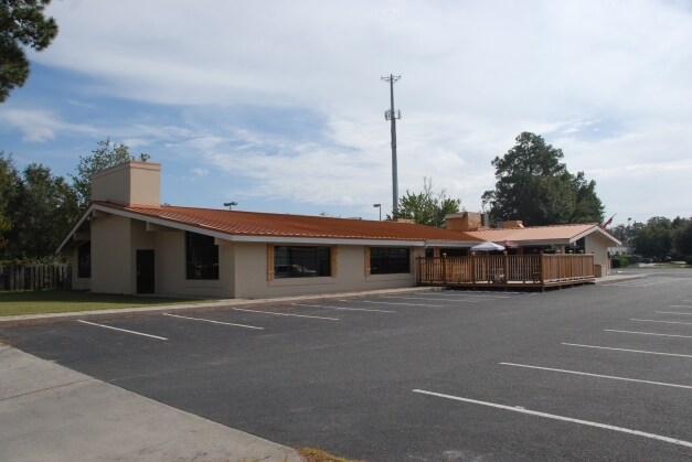 More Photos Of 65 W Fairmont Ave, Savannah Restaurant For Sale