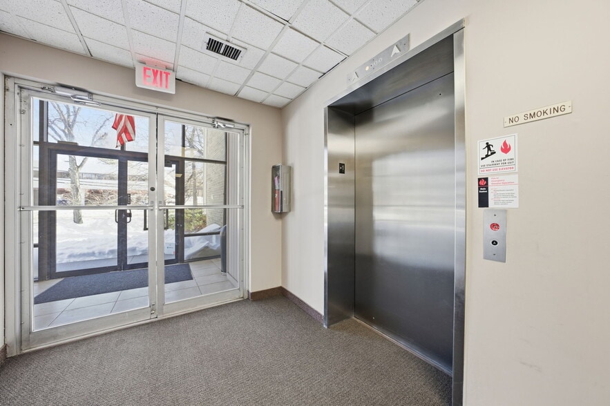 More Photos Of 299 Forest Ave, Paramus Office For Sale