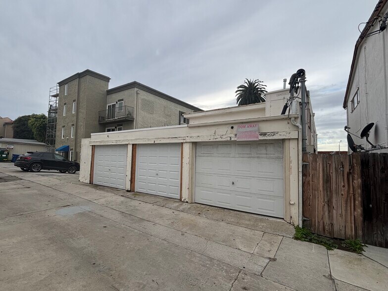 More Photos Of 7441-43 La Jolla Blvd Blvd, La Jolla Multifamily For Sale
