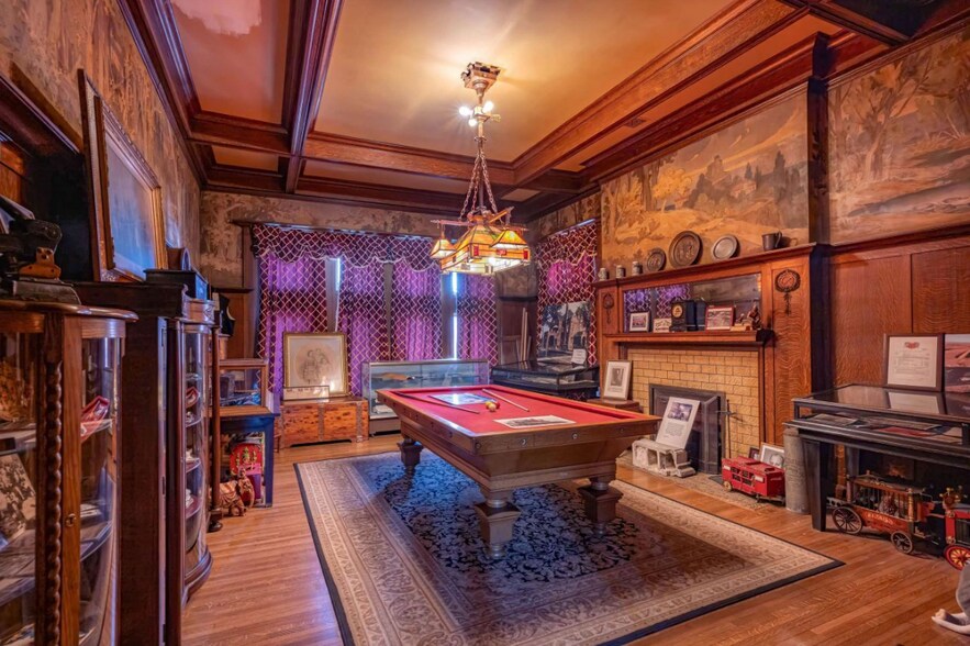 More Photos Of 623 Broadway St, Baraboo Specialty For Sale