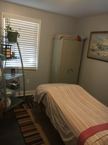 More Photos Of 1422 Ashley River Rd, Charleston Office Residential For Sale