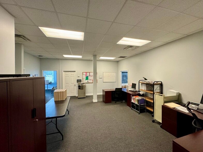 More Photos Of 328 E Main St, Cartersville Medical For Lease