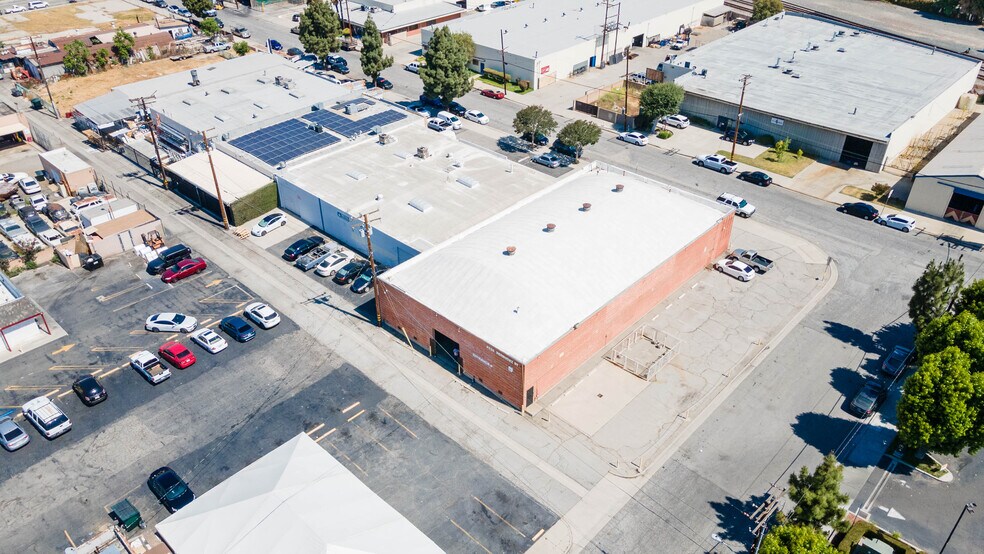 More Photos Of 9256 Bermudez St, Pico Rivera Warehouse For Lease