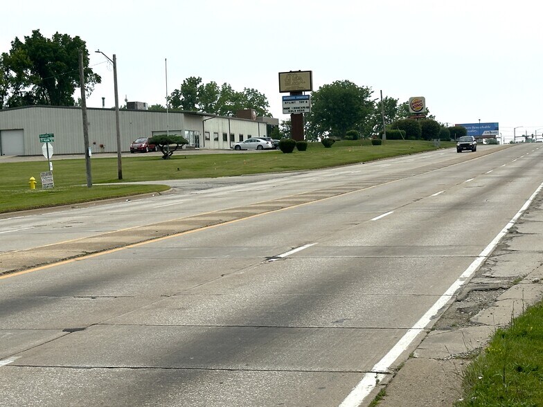 More Photos Of 3269 S Alpine Rd, Rockford Land For Sale