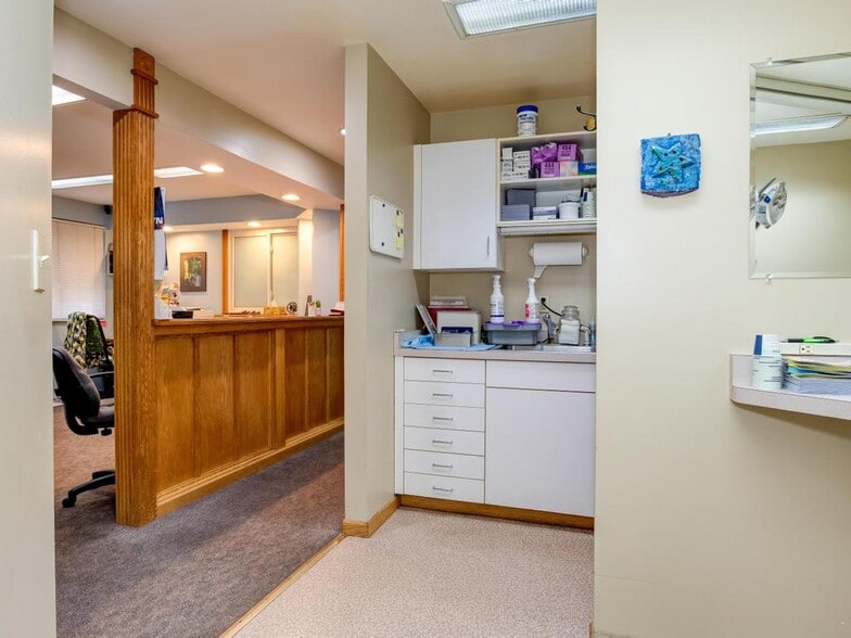 More Photos Of 413 Bridge St, Beaver Healthcare For Sale