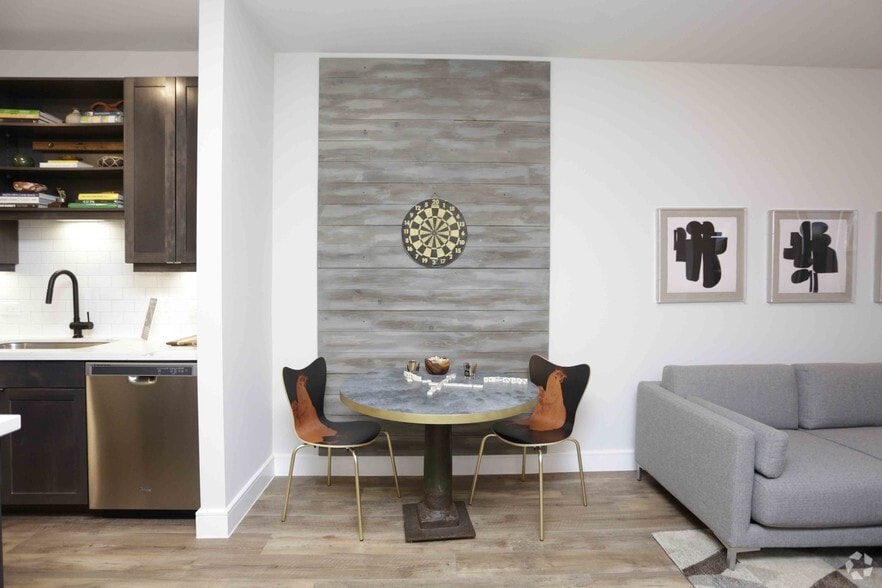 More Photos Of 5200 N O'Connor Blvd, Irving Unknown For Lease