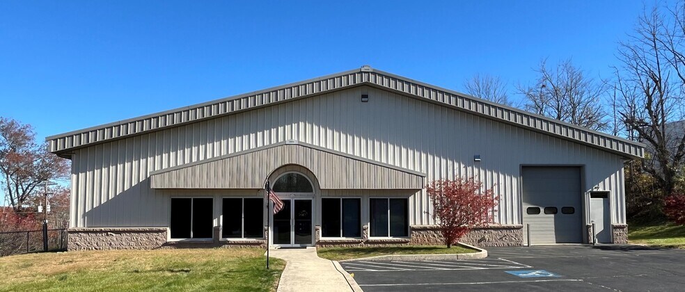 Primary Photo Of 3295 Meetinghouse Rd, Telford Industrial For Sale