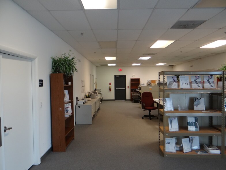 More Photos Of 161 Commerce Rd, Boynton Beach Warehouse For Sale