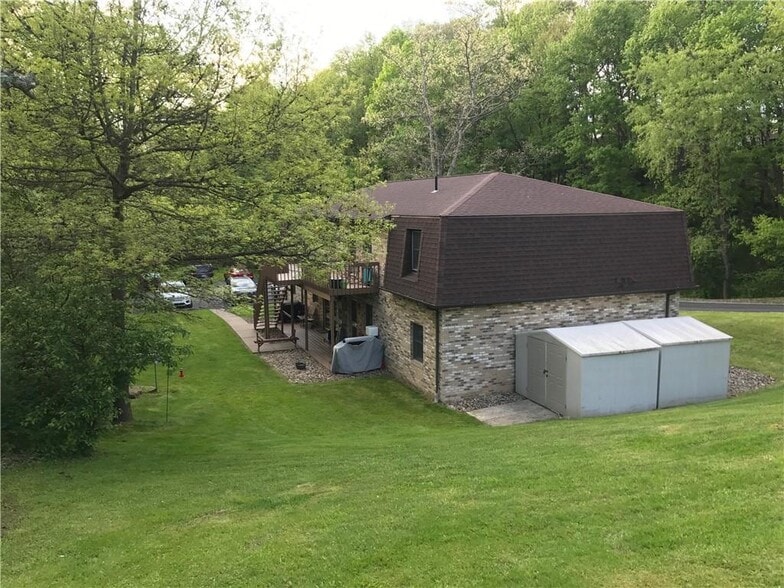 More Photos Of 108 Oak Dr, Saxonburg Apartments For Sale