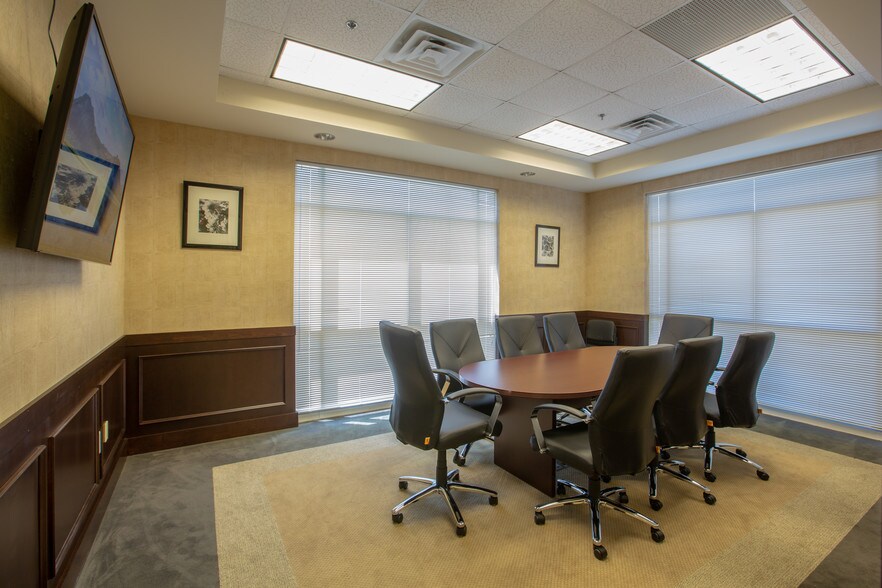 More Photos Of 300 Lester Mill Rd, Locust Grove Office For Lease