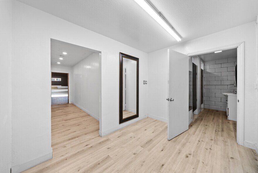 More Photos Of 6580 Federal Blvd, Lemon Grove Warehouse For Sale