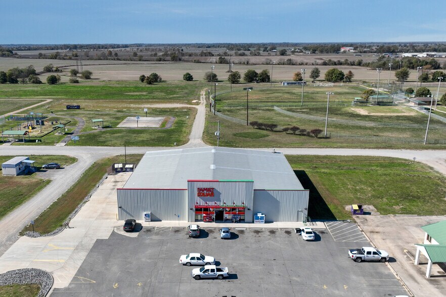 More Photos Of 1218 US-65, Lake Village Freestanding For Sale