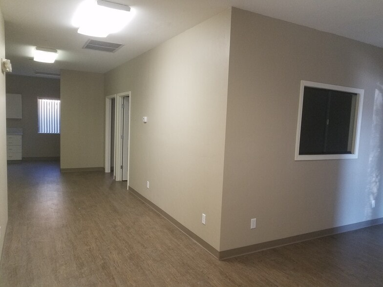 More Photos Of 172 Merritt St, Prescott Medical For Lease