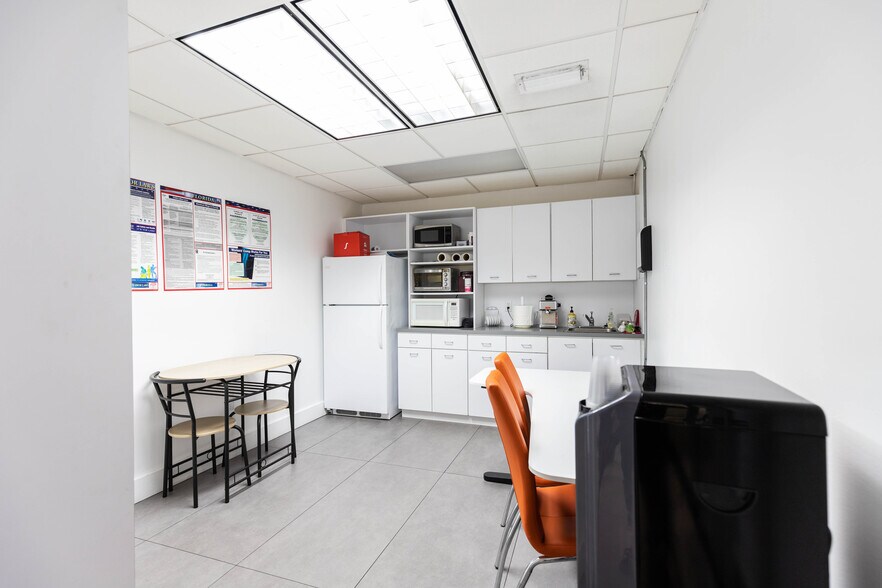 More Photos Of 811 Ponce De Leon Blvd, Coral Gables Medical For Sale