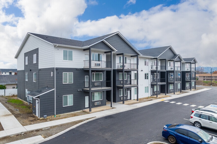 Primary Photo Of 15922 E Valleyway Ave, Spokane Valley Apartments For Sale