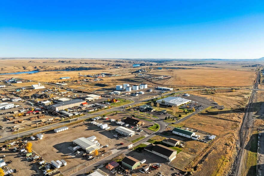 More Photos Of 5100-N Star Blvd, Great Falls Storefront Retail Office For Sale