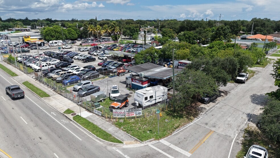 More Photos Of 9301 NW 27th Ave, Miami Auto Dealership For Sale