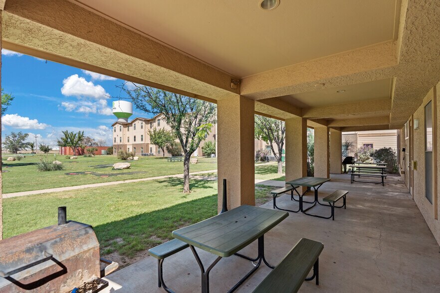 More Photos Of 1500 S Avenue K, Portales Multifamily For Sale